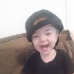 Meet your Posher, Leona